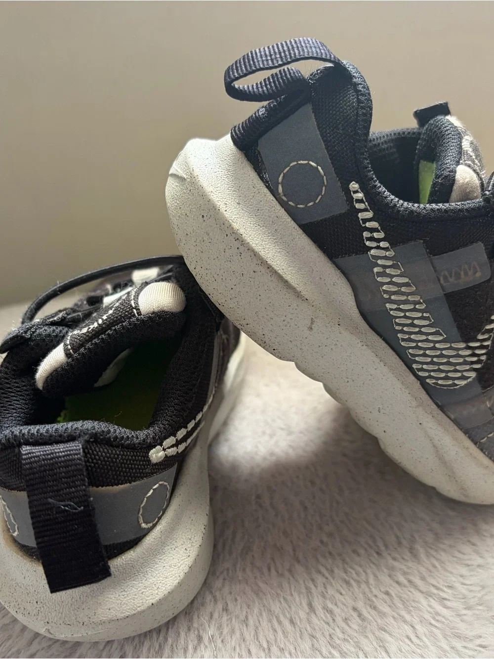 Nike Youth Black and White Mesh Sneakers